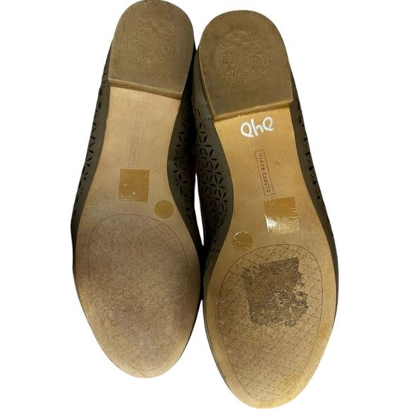 ✅EUC Vince Camuto Olive Cut-Out Loafers, Size 9 - Picture 7 of 7